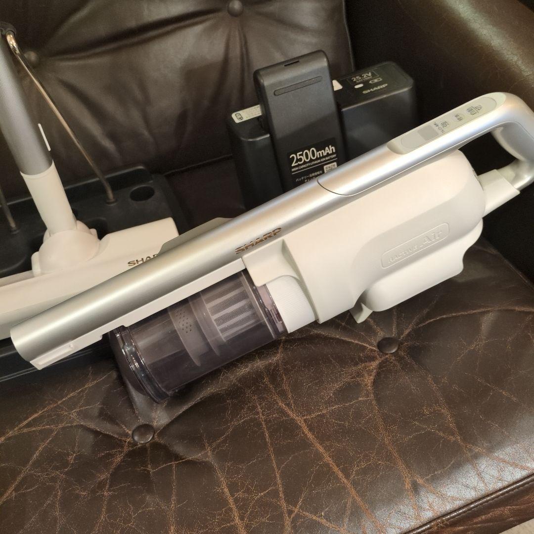 2023年製造 SHARP EC-SR9-B シャープ コードレス掃除機