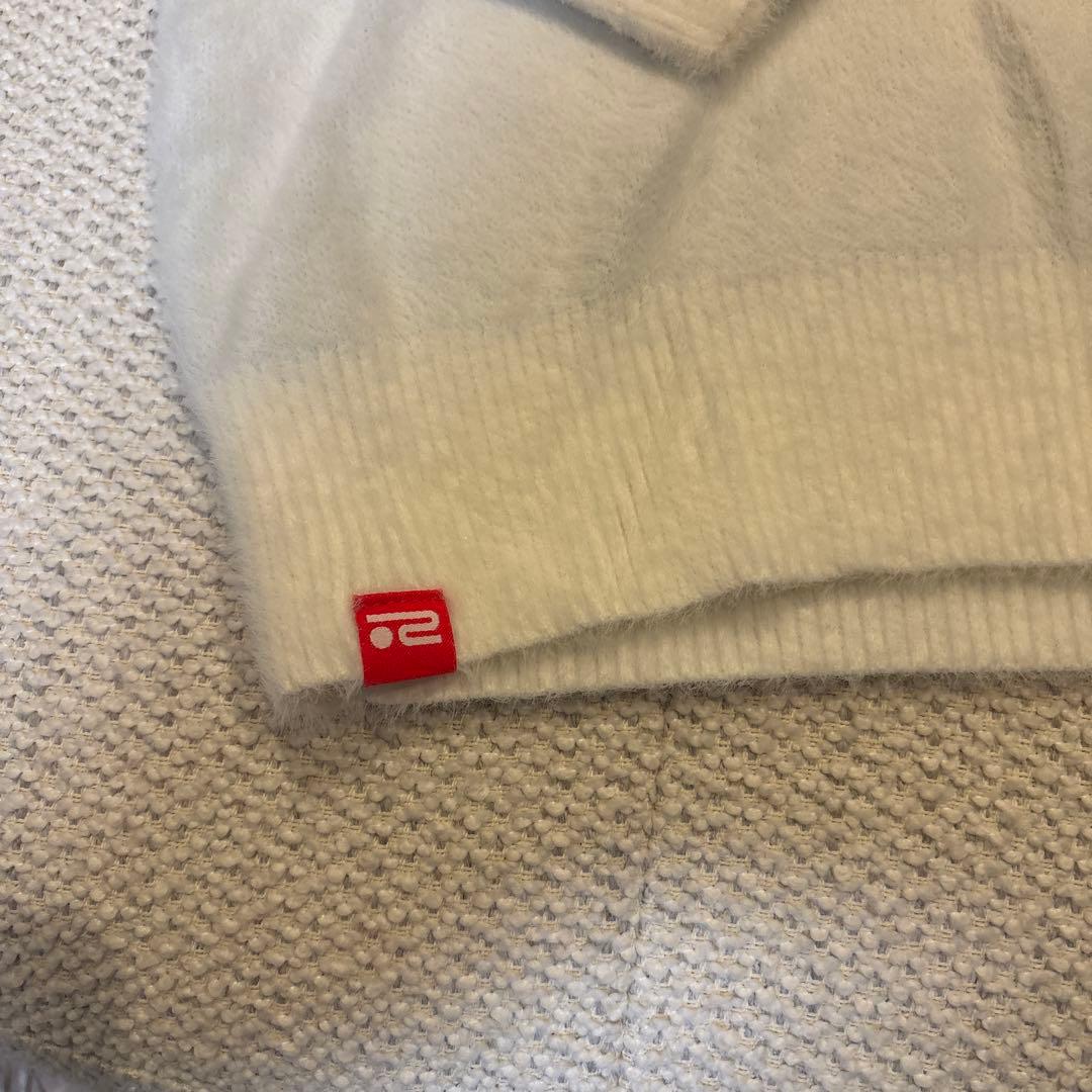 Rosasen ホワイトタートルネックセーター値下げ中‼️