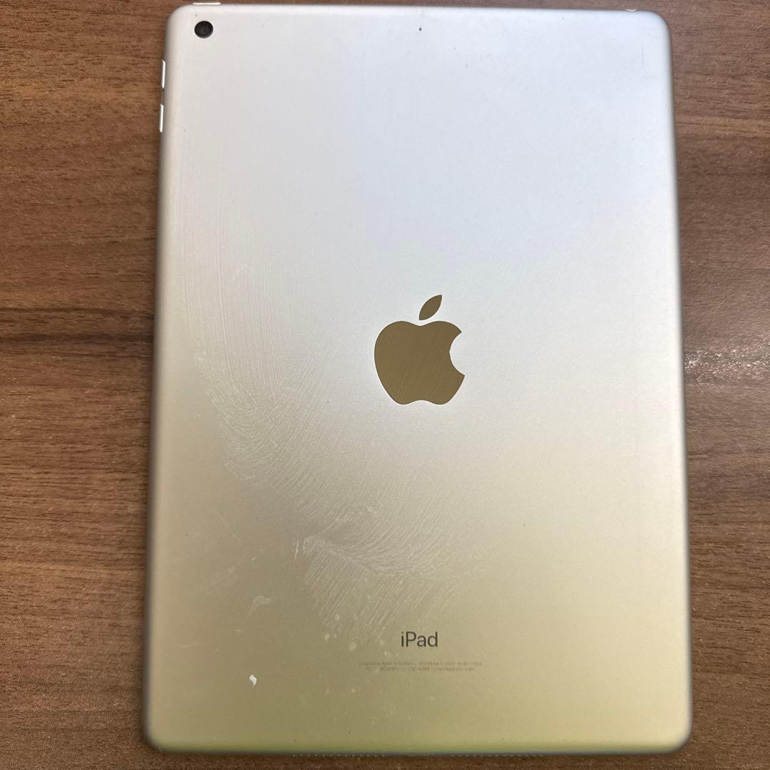 Apple iPad 第６世代　128GB