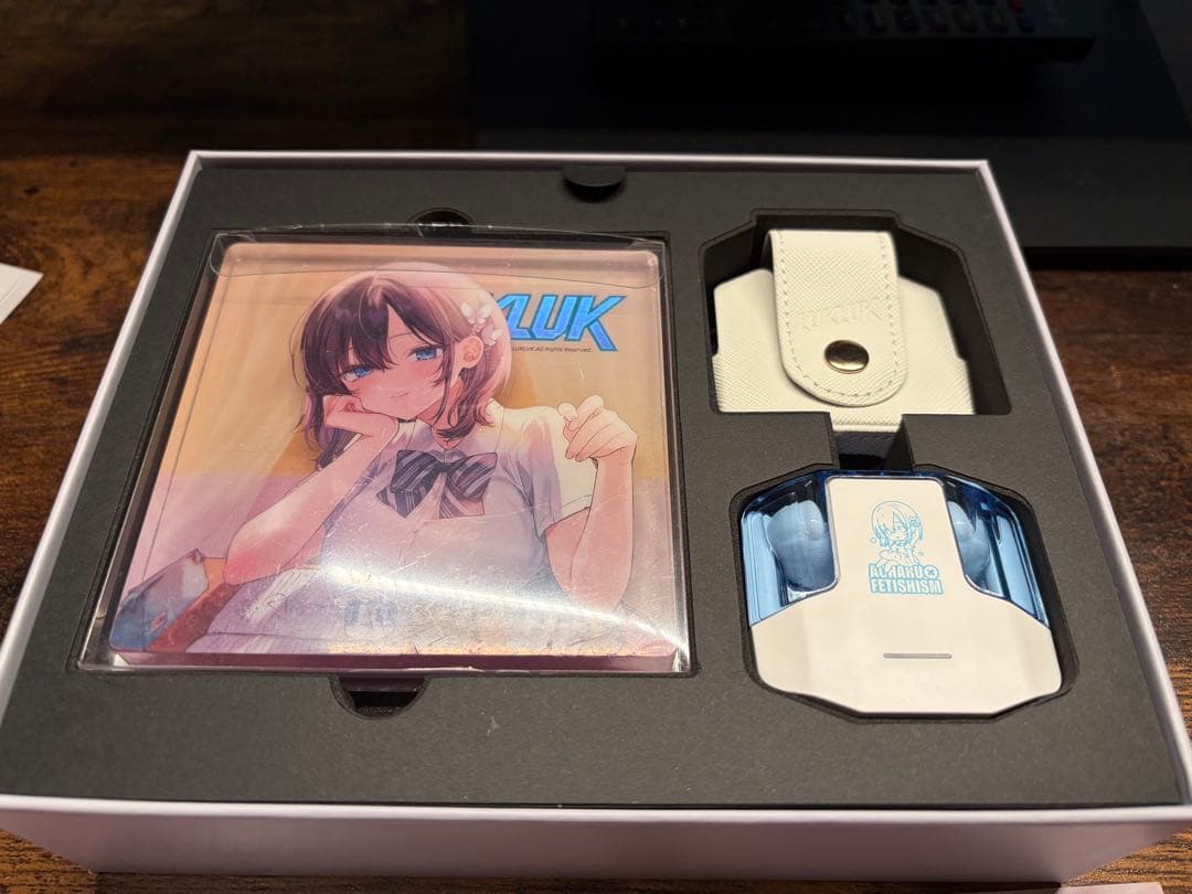 ＬＵＫＬＵＫ ワイヤレスイヤホン LUK Aoharu01 青春×フェティシズム