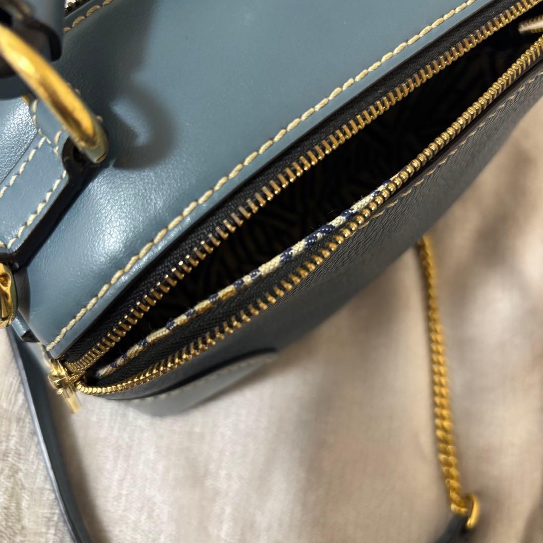 Chloe　クロエダリアミニチェーンショルダーバッグ