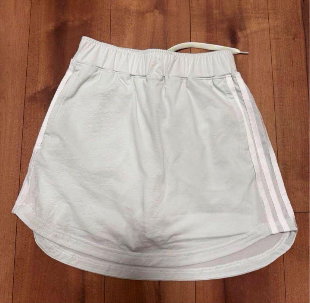 ショート丈　長袖　ポロスウェット　トレーナー　　スカート　セットアップ　新品