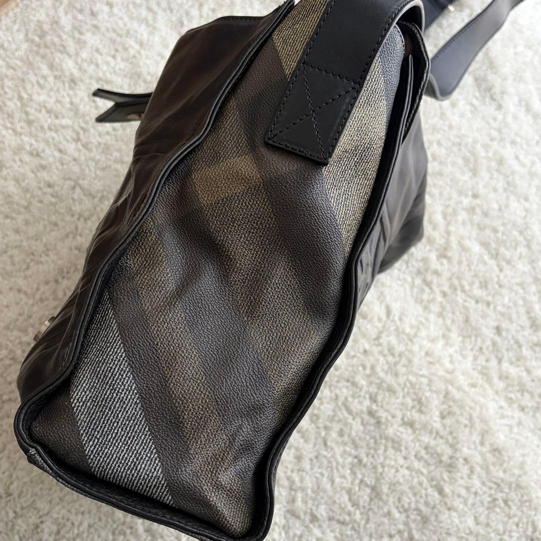 【希少！】ヴィヴィアンウエストウッド メッセンジャーバッグ オーブ チェック 黒