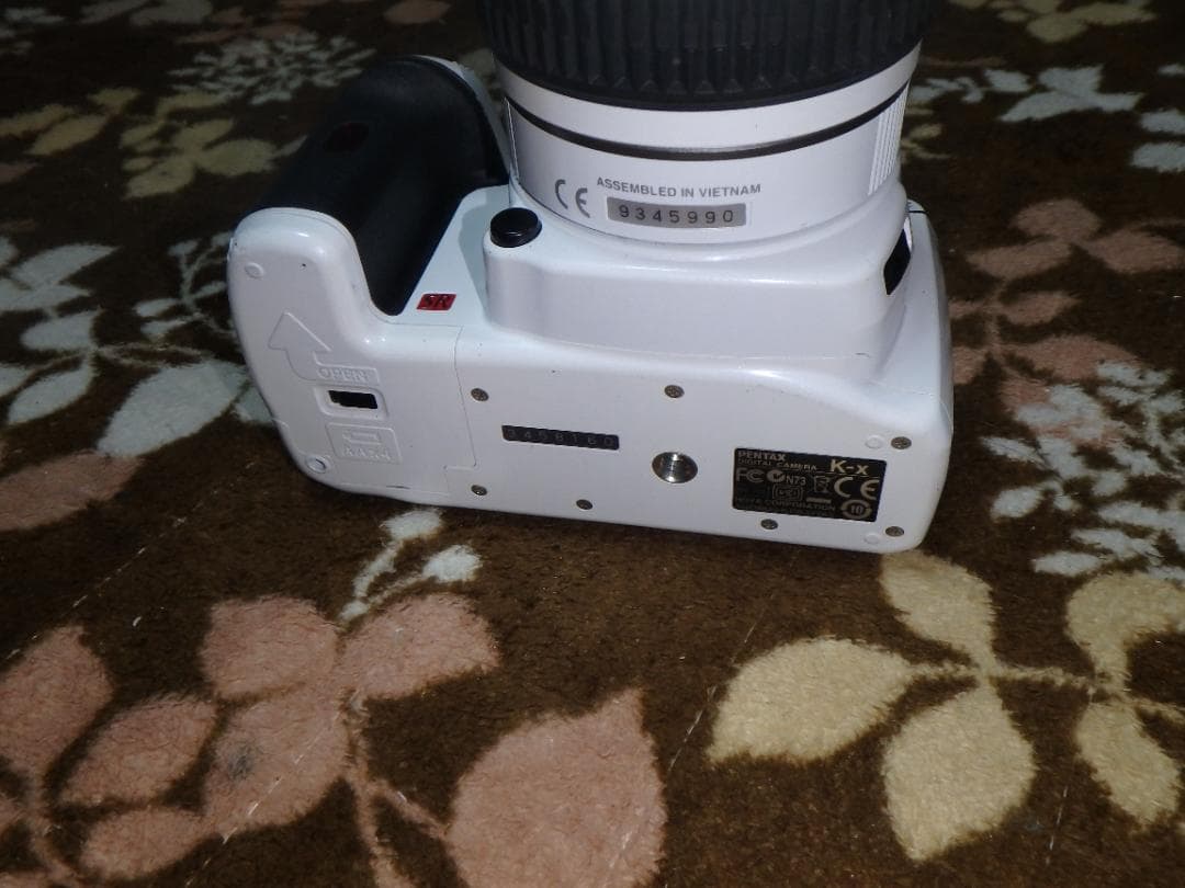 動作品 PENTAX K-X デジタル一眼 18-55mmレンズ付き 乾電池駆動