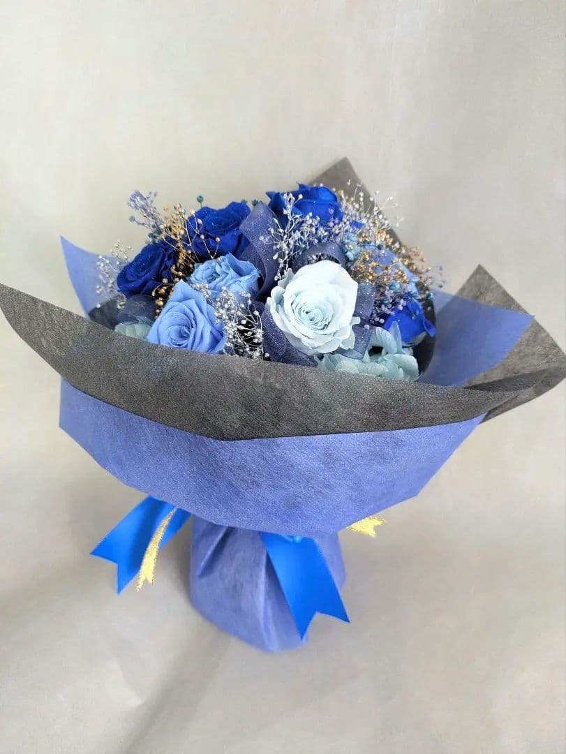 プリザーブドフラワー星空の輝きブルーローズ花束（花束ラッピング）高さ低め花束