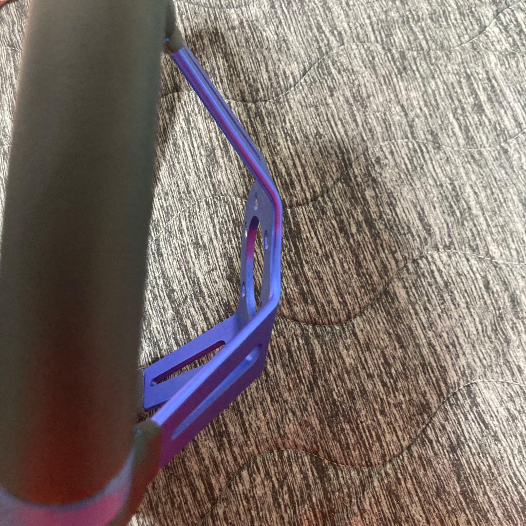 momo ドリフト ステアリング 黒/青 今日限定セール