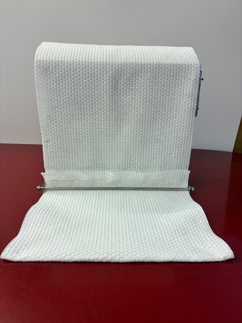 ペット用トイレ（小型犬用）実用新案登録　第3243494号