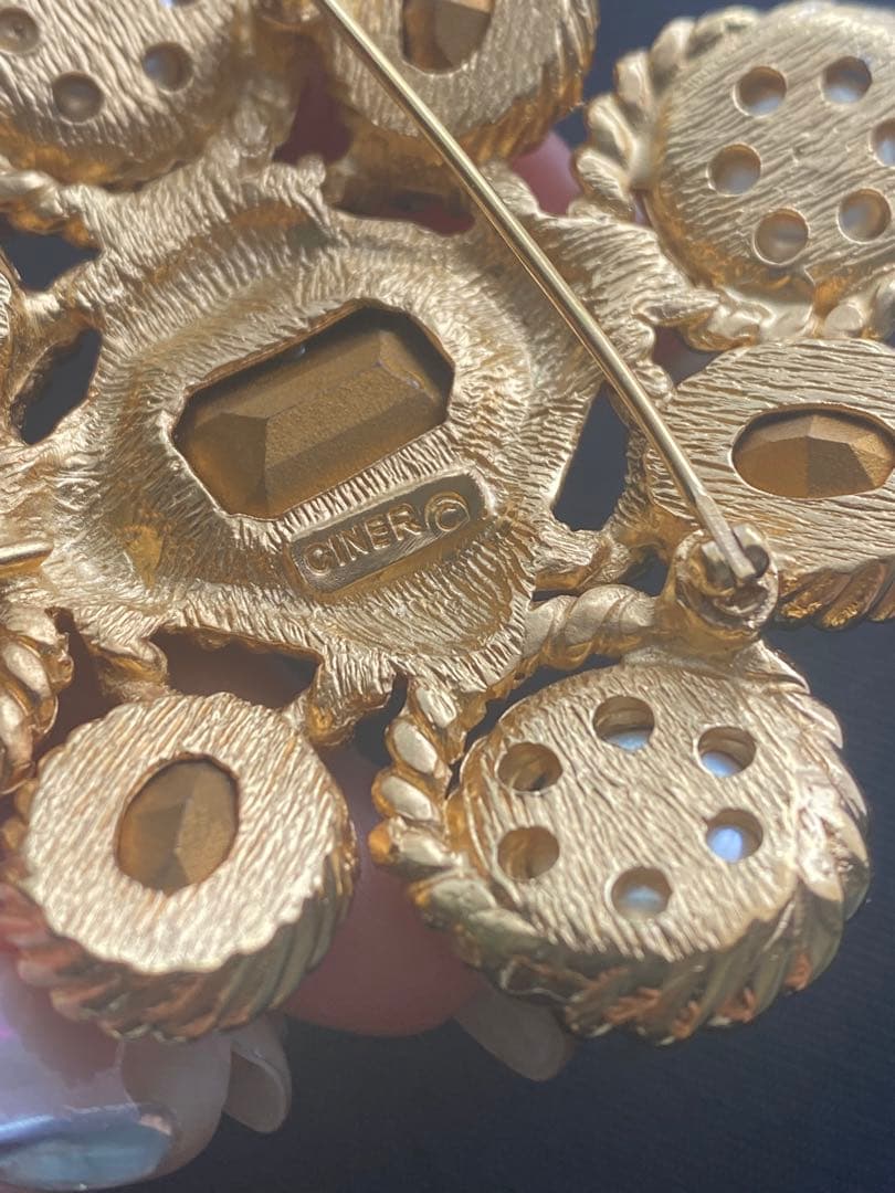 大ぶり　CINER　ヴィンテージ　ブローチ