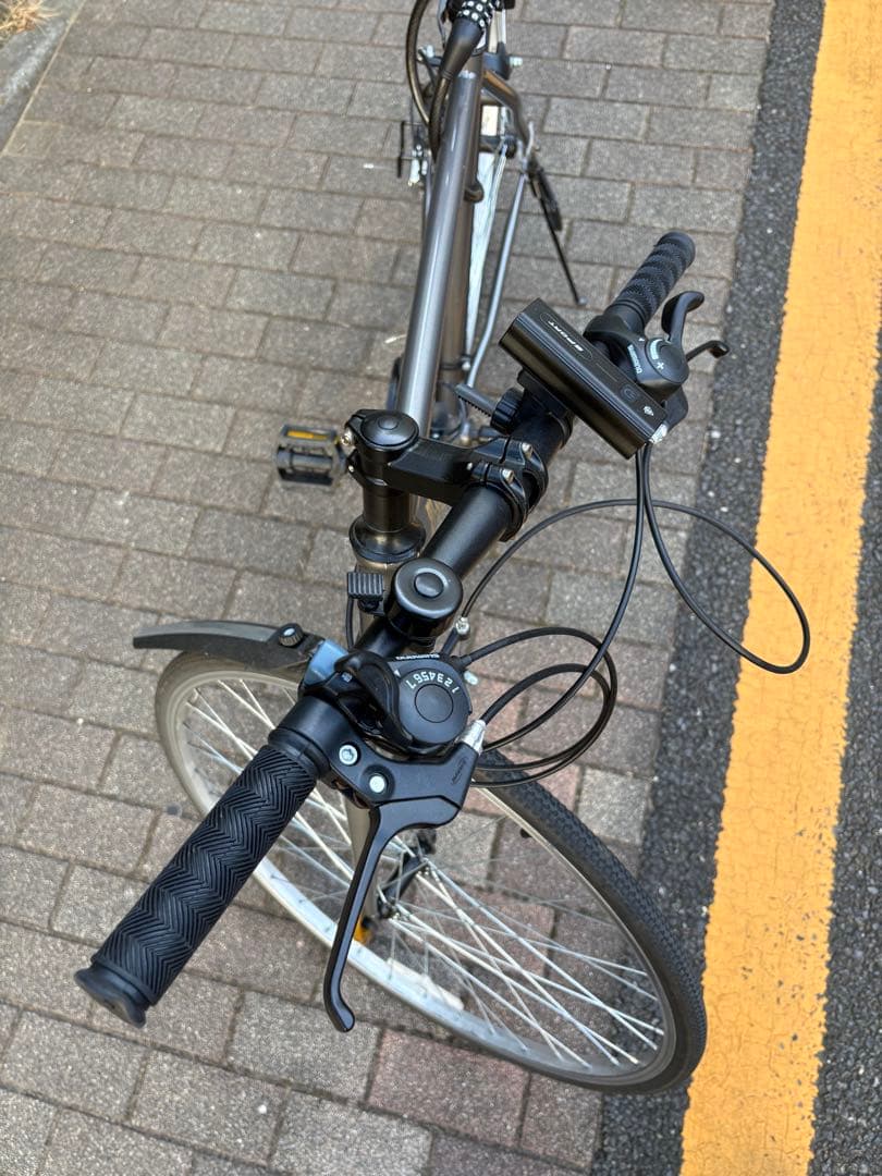 クロスバイク グレー 700Cタイヤ