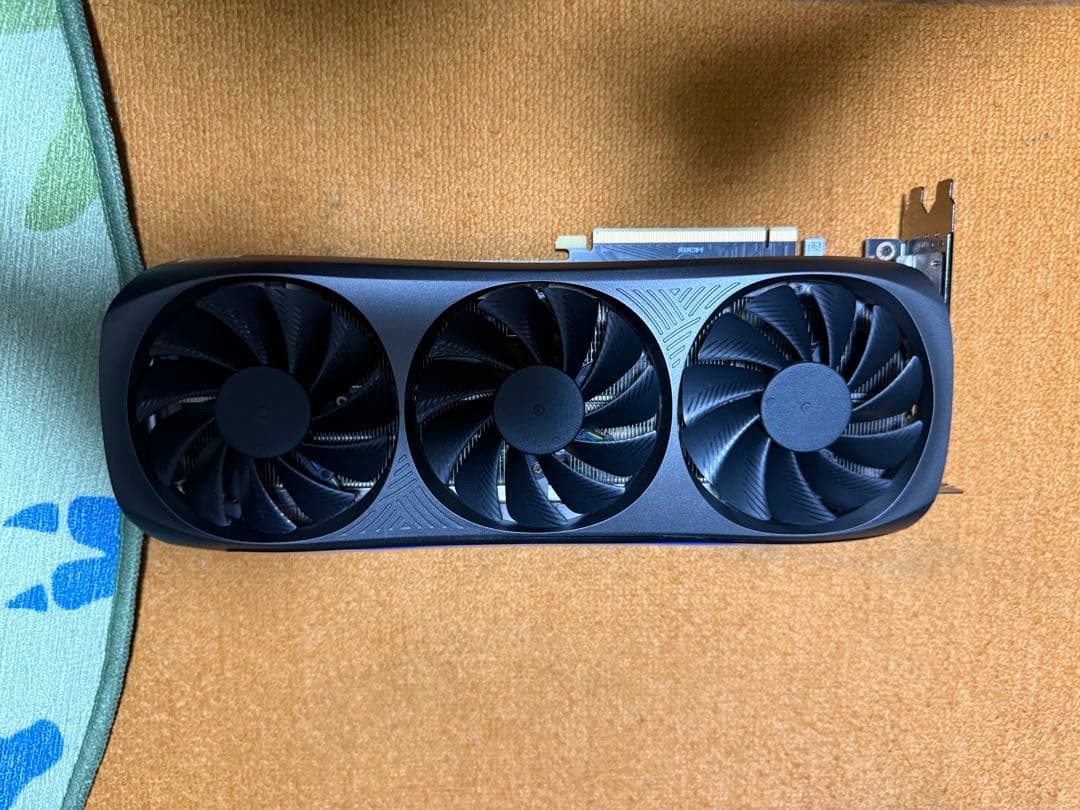 GeForce RTX 4070 Ti Spider-Man 12GB限定版