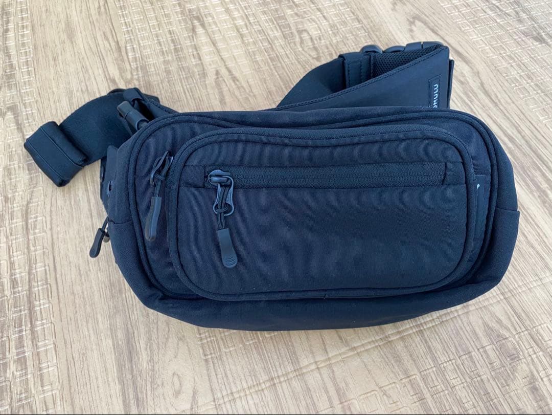 ポムル　ヒップシート　ブラック