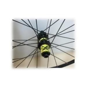 新品 MAVIC AKSIUM ディスクブレーキ 前後セット 700Cクリンチャ
