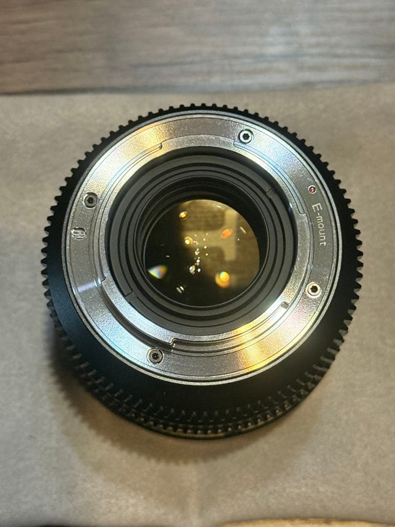 SIRUI Night Walker 24mm T1.2 シネマレンズ