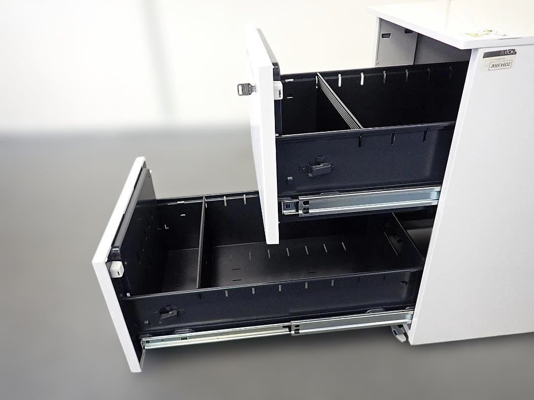 イトーキ　2段キャスターワゴン　17-0637