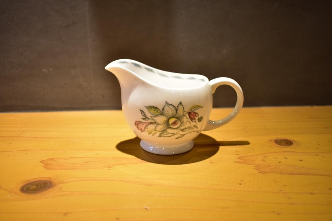 ウエッジウッド  スージークーパーのティーセット8点 susie