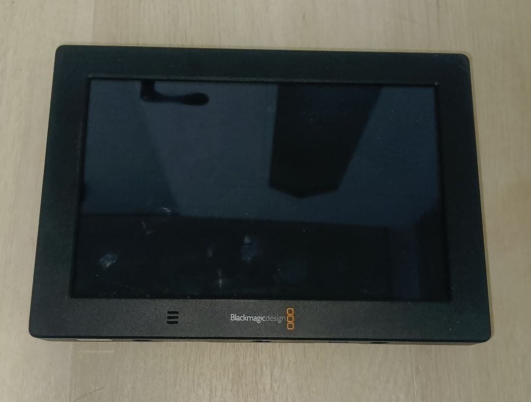 Blackmagic Video Assist 4K モニター