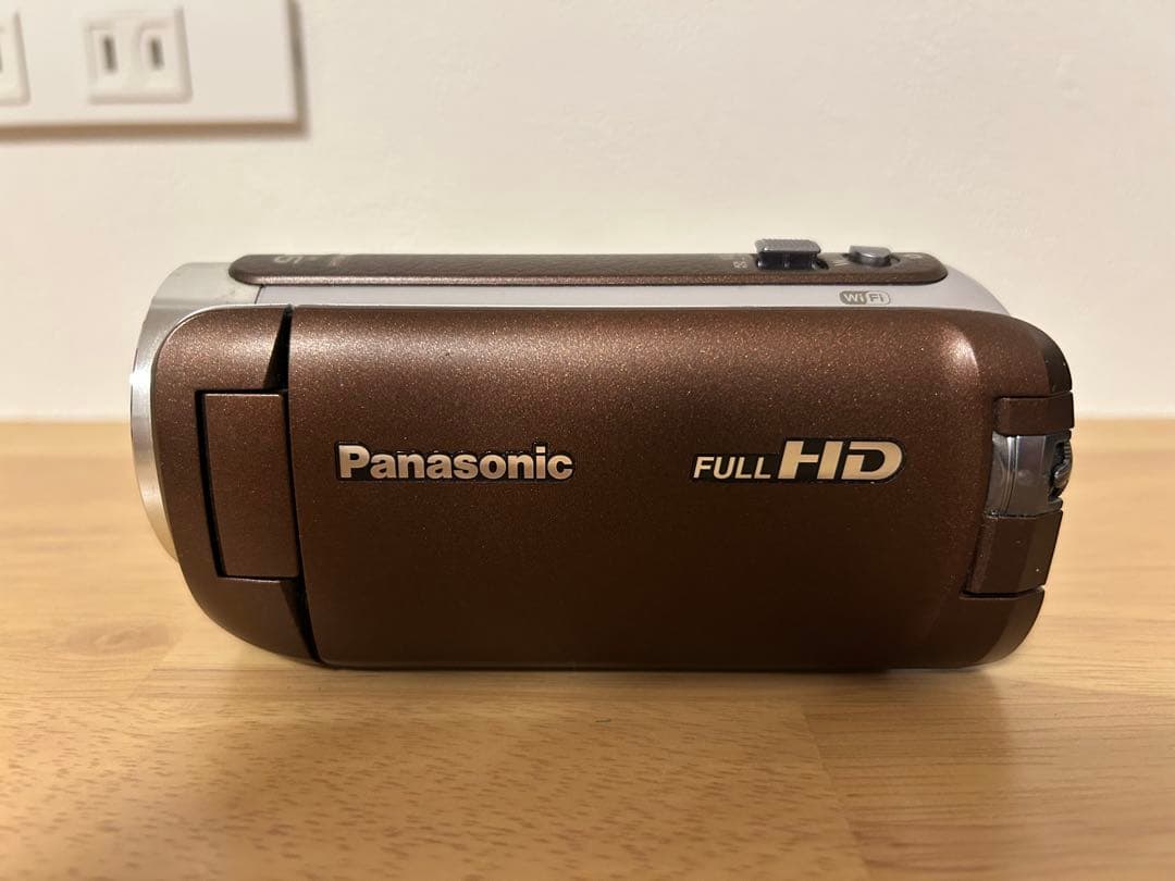 バミ様Panasonic デジタルハイビジョンカメラ HC-W590M