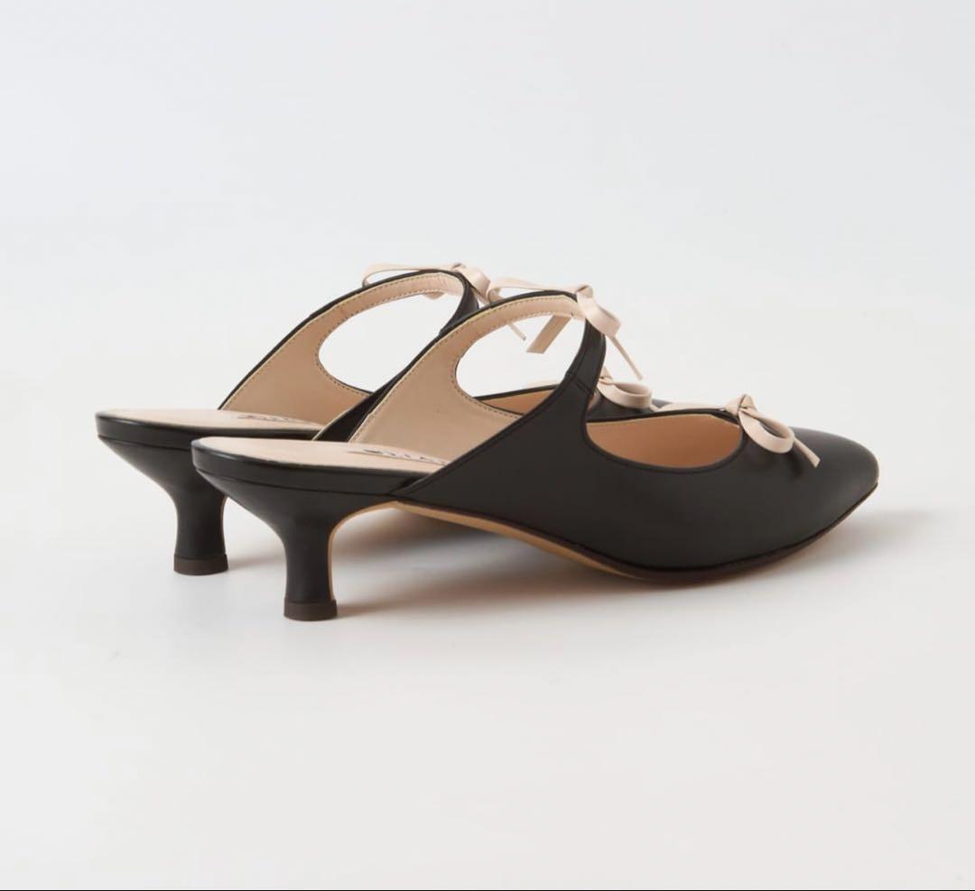 【今期販売中】DIANA リボン付きポインテッドトゥミュール S