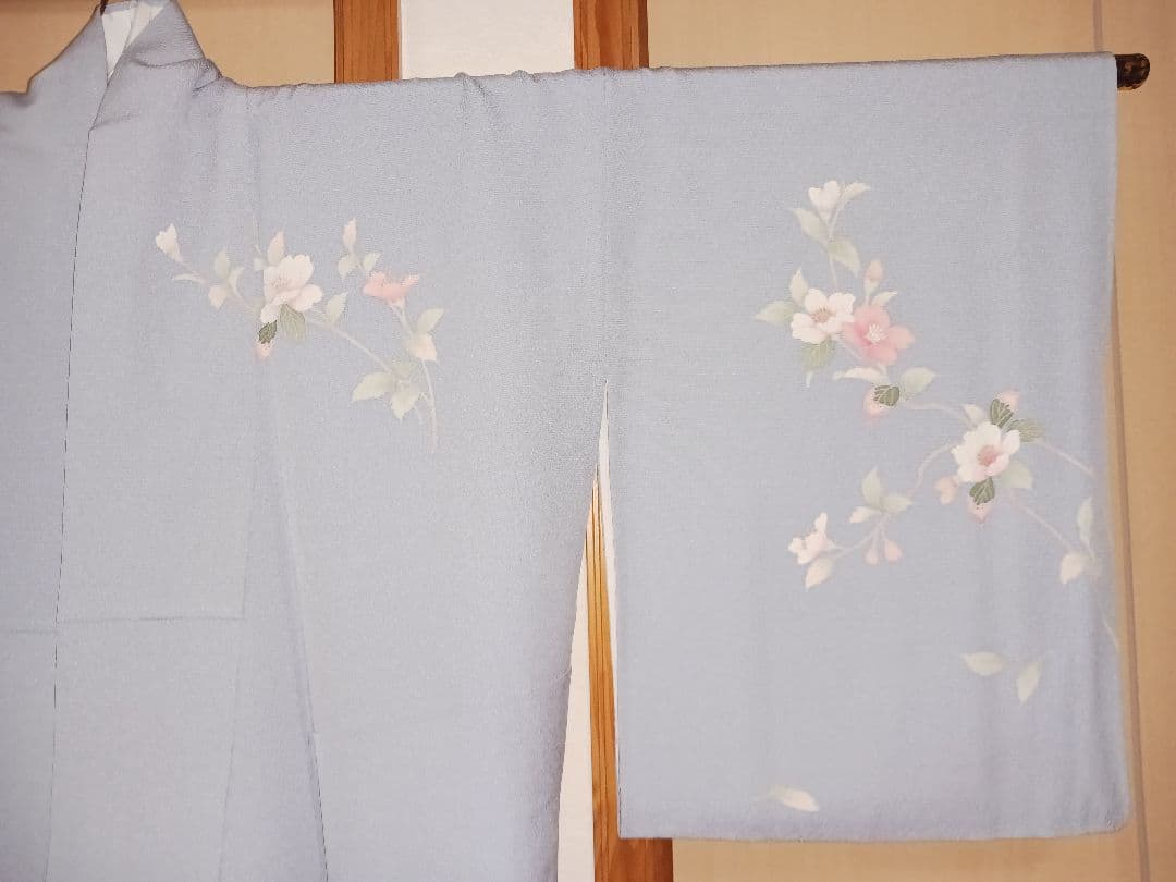 淡い水色 訪問着 正絹 ちりめん　花柄 上品 着物 身丈153cm　長襦袢付