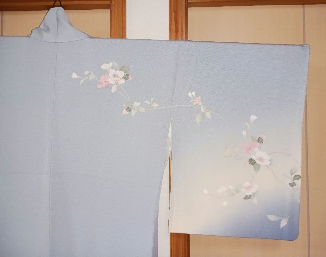 淡い水色 訪問着 正絹 ちりめん　花柄 上品 着物 身丈153cm　長襦袢付