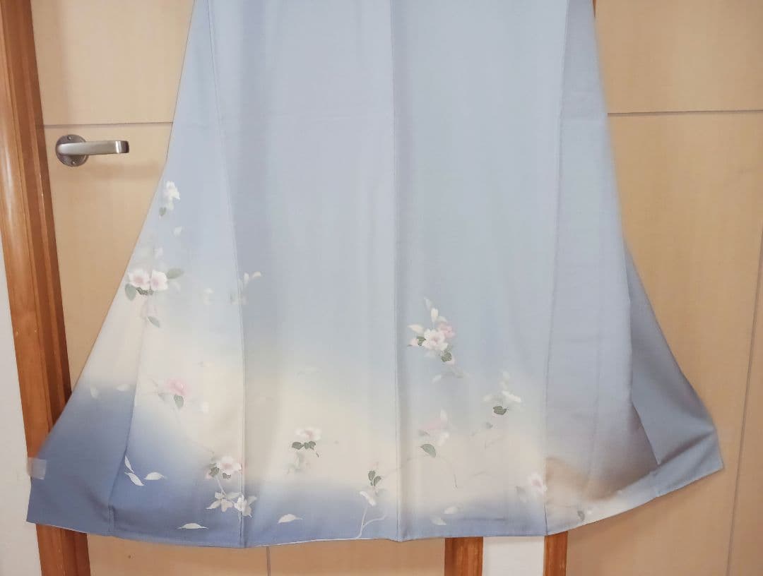 淡い水色 訪問着 正絹 ちりめん　花柄 上品 着物 身丈153cm　長襦袢付