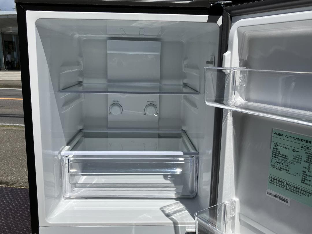 愛知岐阜/送料込★2024年製★アクア 135L冷蔵庫 AQR-14P（DS）