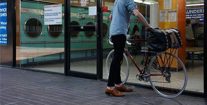 BROOKS、多機能バッグ