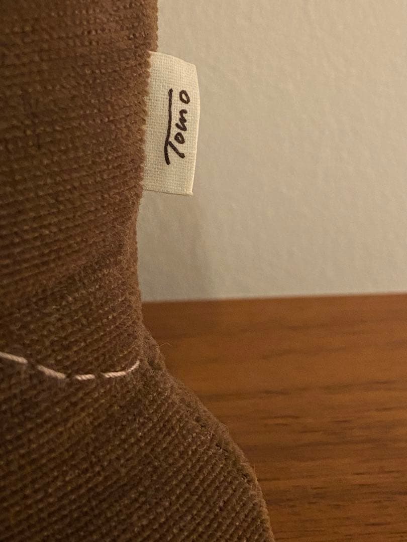 置物 TOMOTAKE Cat Cushion nero