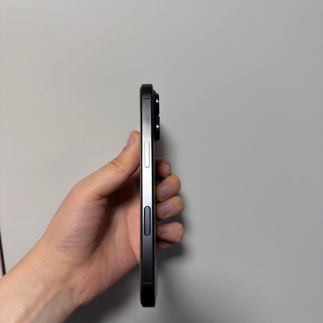 スマートフォン本体 バッテリー最大容量100%