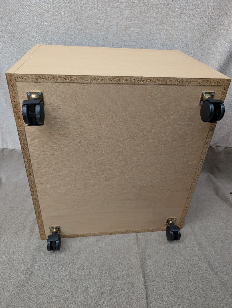 即発送☆アクタス購入　収納ボックス キャスター付き 赤メッシュ