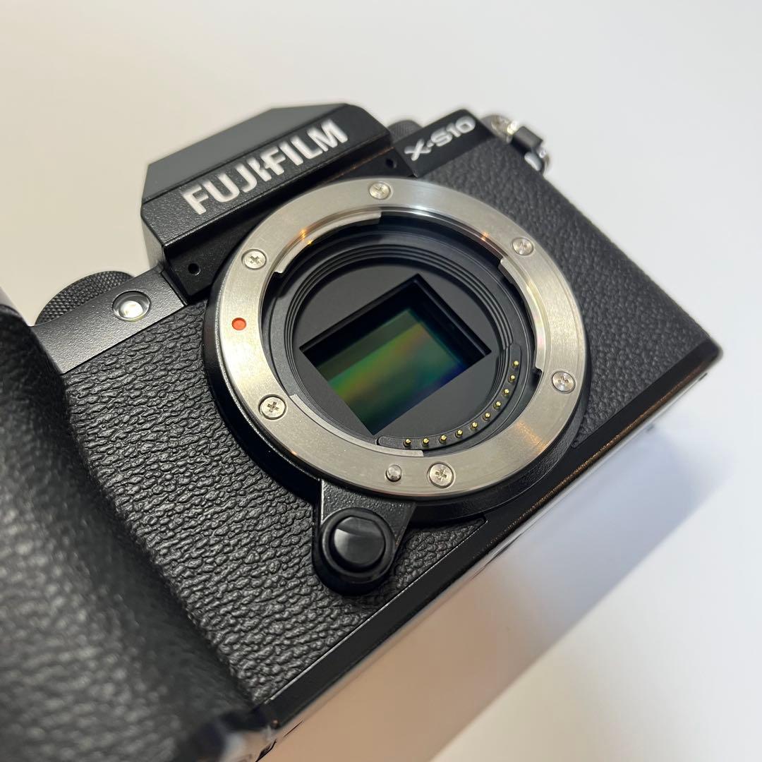 FUJIFILM 富士フイルム X-S10 ミラーレス一眼カメラ本体 ブラック