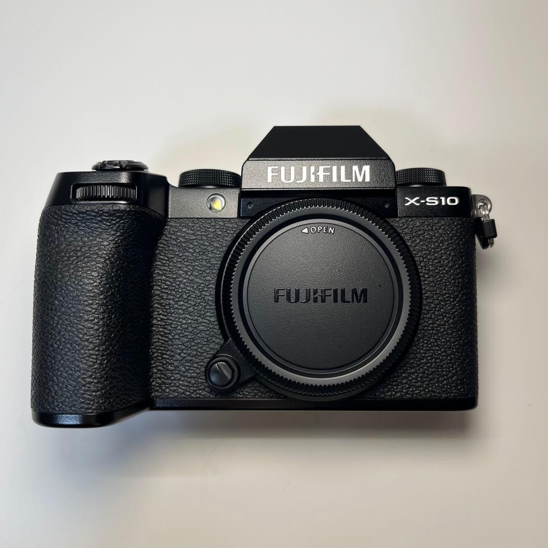 FUJIFILM 富士フイルム X-S10 ミラーレス一眼カメラ本体 ブラック
