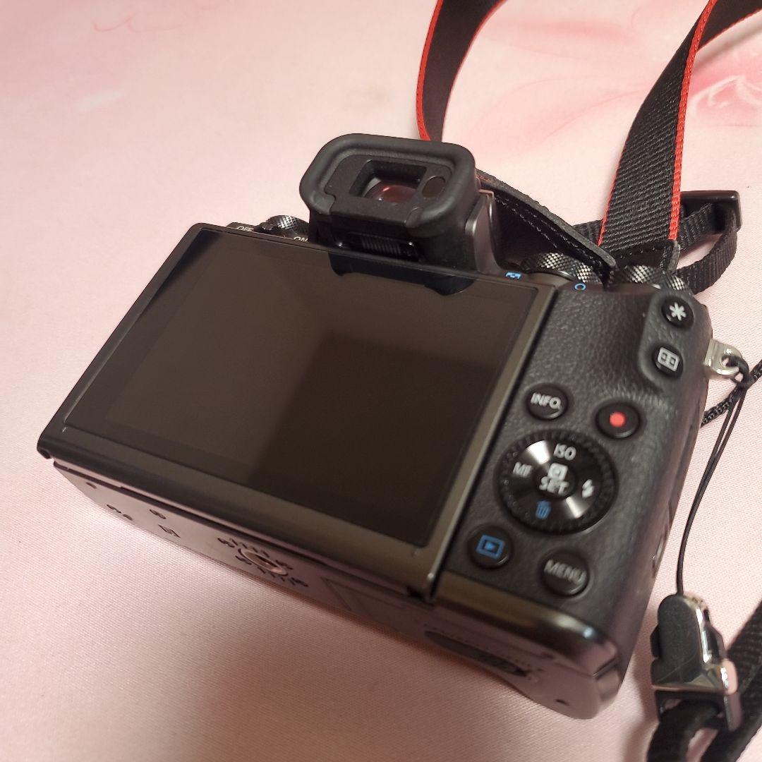 Canon EOS M5 ミラーレス一眼 レンズ2本 マウントアダプターセット