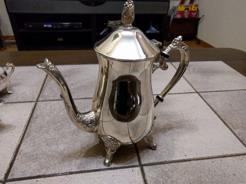 W.M.Rogersアンティークティーセット