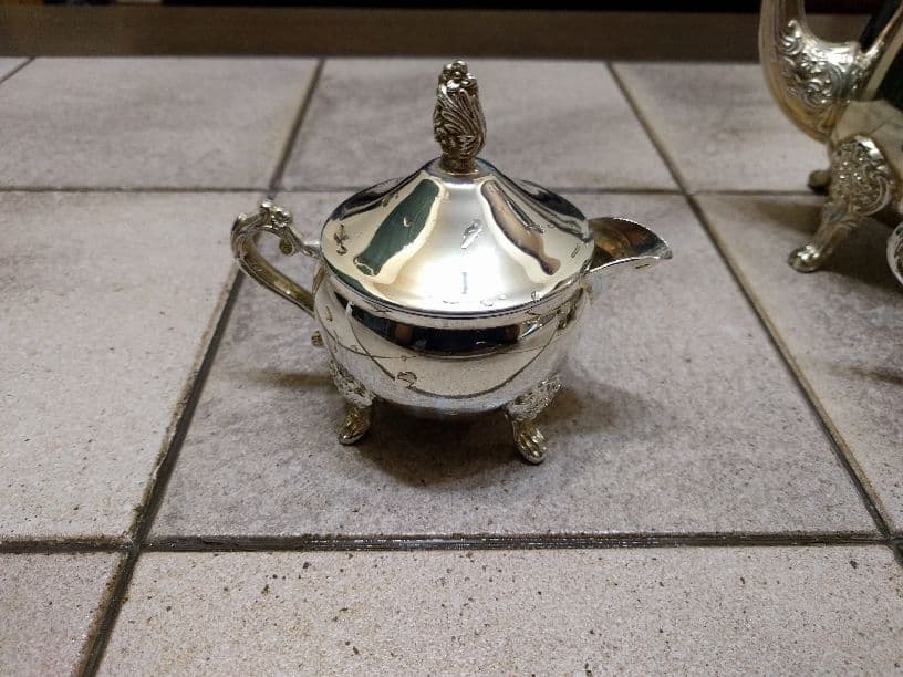 W.M.Rogersアンティークティーセット