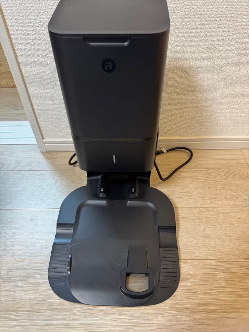 iRobot ルンバ　i7+ バーチャルウォール等々備品付き