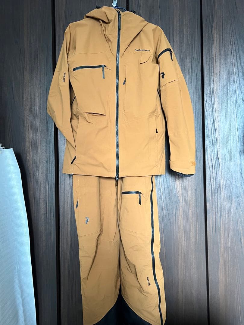 ピークパフォーマンスアルパインスノーボードスキーノースフェイスヘリウムウエア