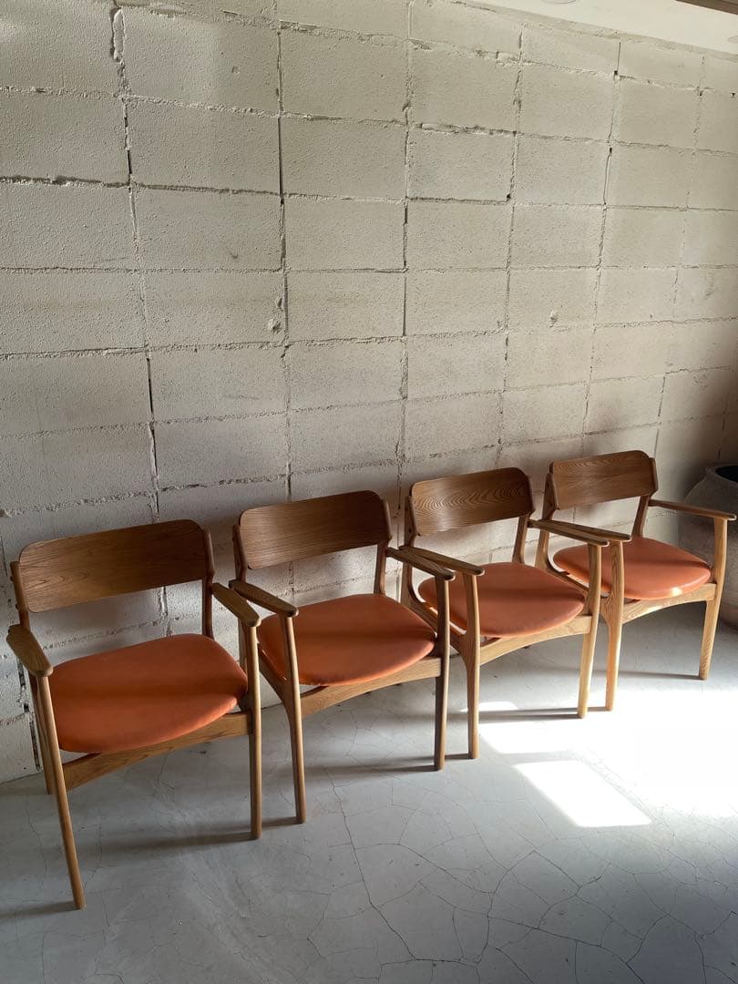 MOMO NATURAL ダイニングチェア　本革　アルダー材無垢　2点セット