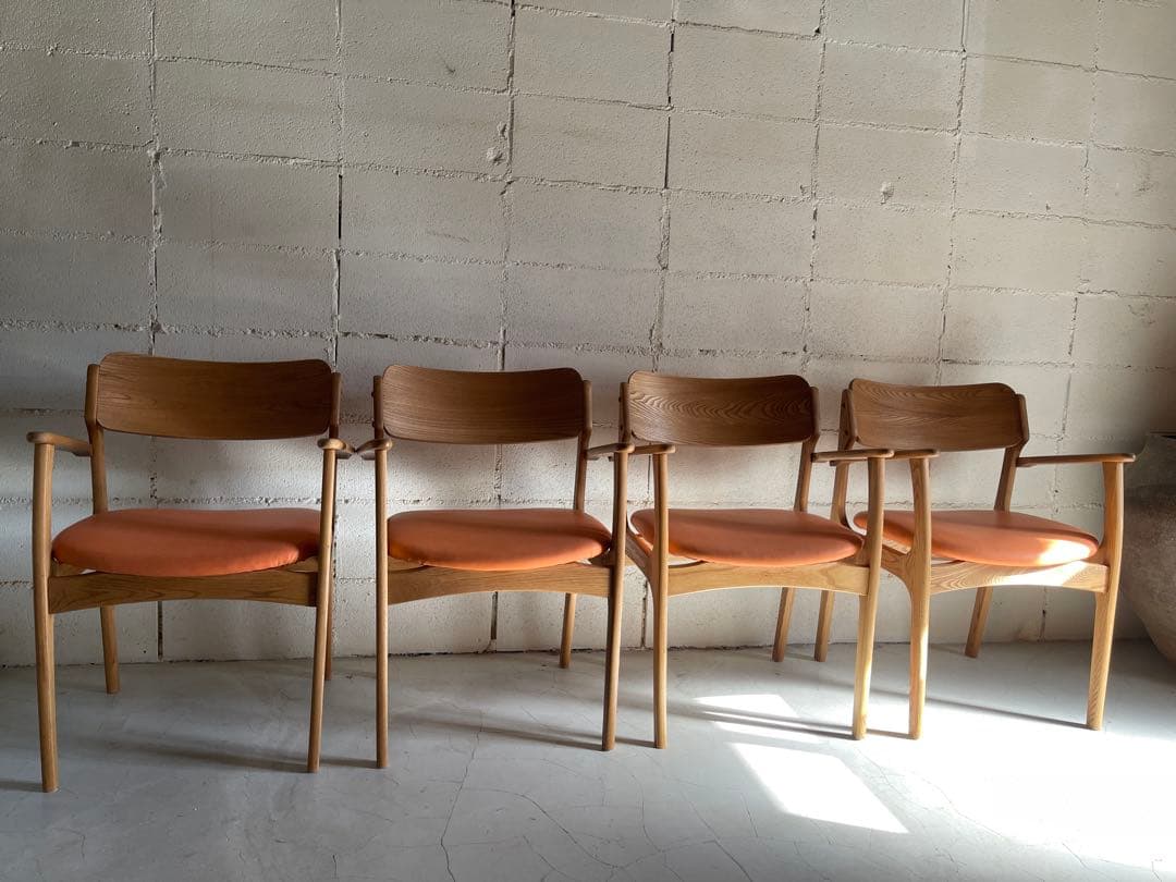 MOMO NATURAL ダイニングチェア　本革　アルダー材無垢　2点セット