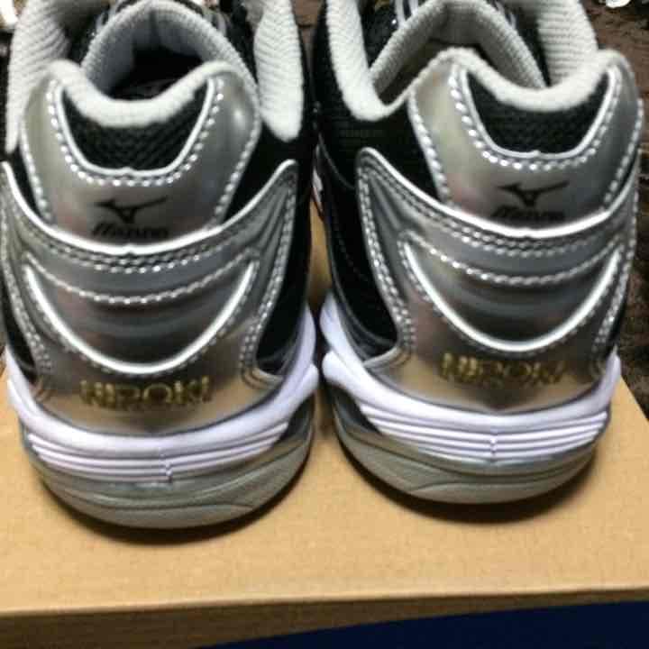 ミズノ シューズ 新品 ‼️