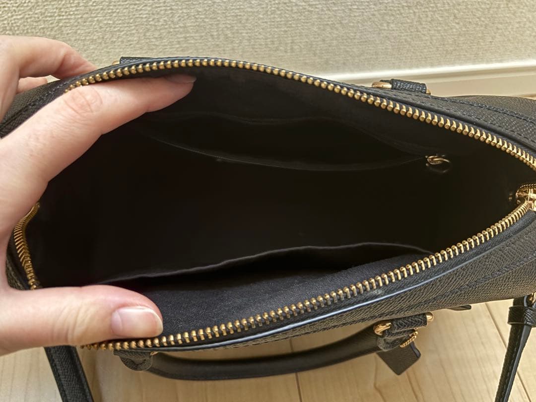 miho　COACH ローアン サッチェル バッグ　ブラック