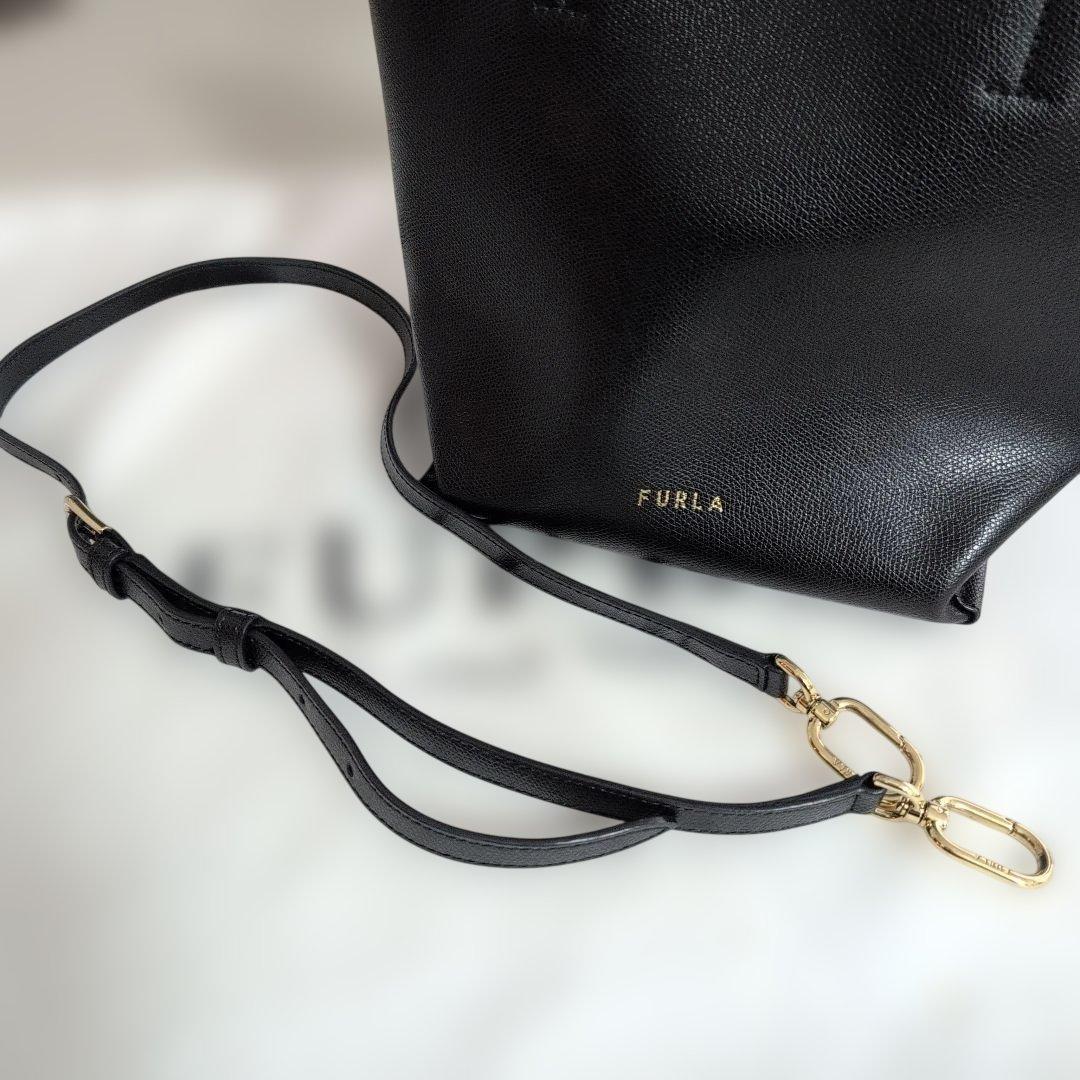 ひ*さ様 FURLA RIBBON S BUCKET BAG