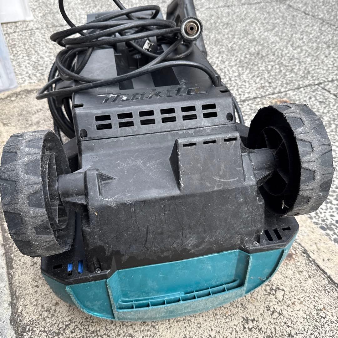 Makita マキタ高圧洗浄機 MHW0820 本体