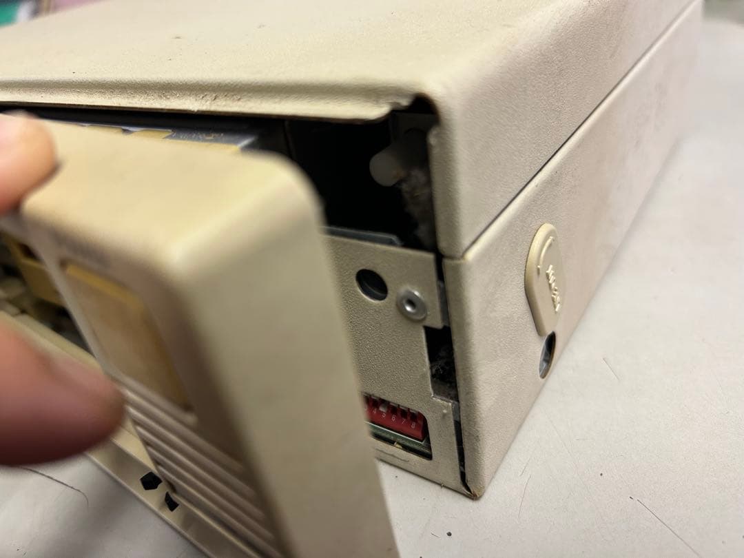 NEC PC-9801UV11 本体 通電確認済 ジャンク