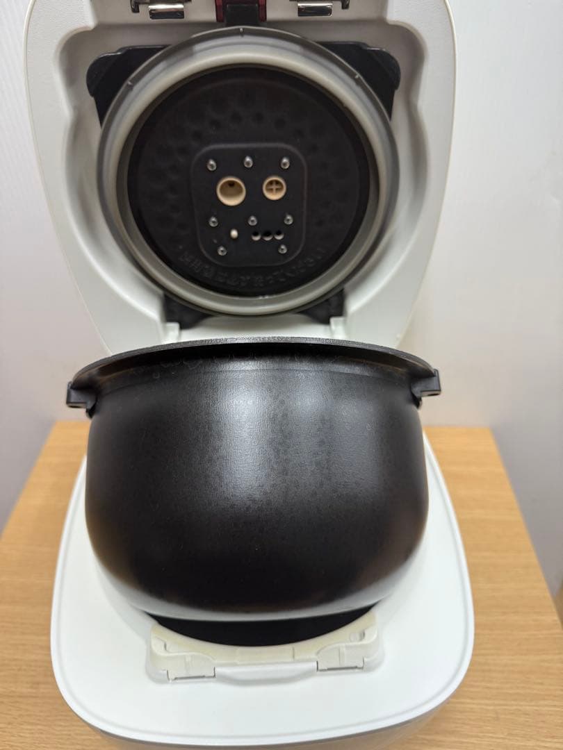 タイガー圧力IH炊きたて炊飯器JPB-R100