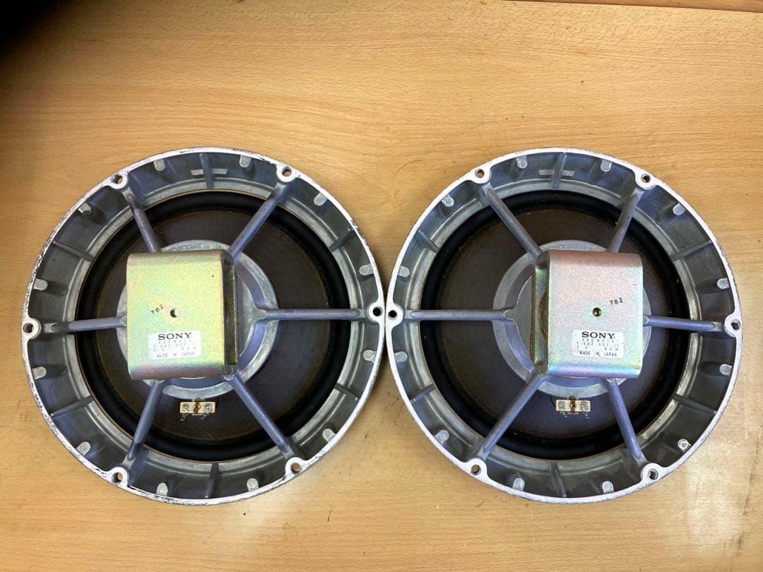 SONY G - 5 アルニコ マグネット使用30cm ウーハー　2 本