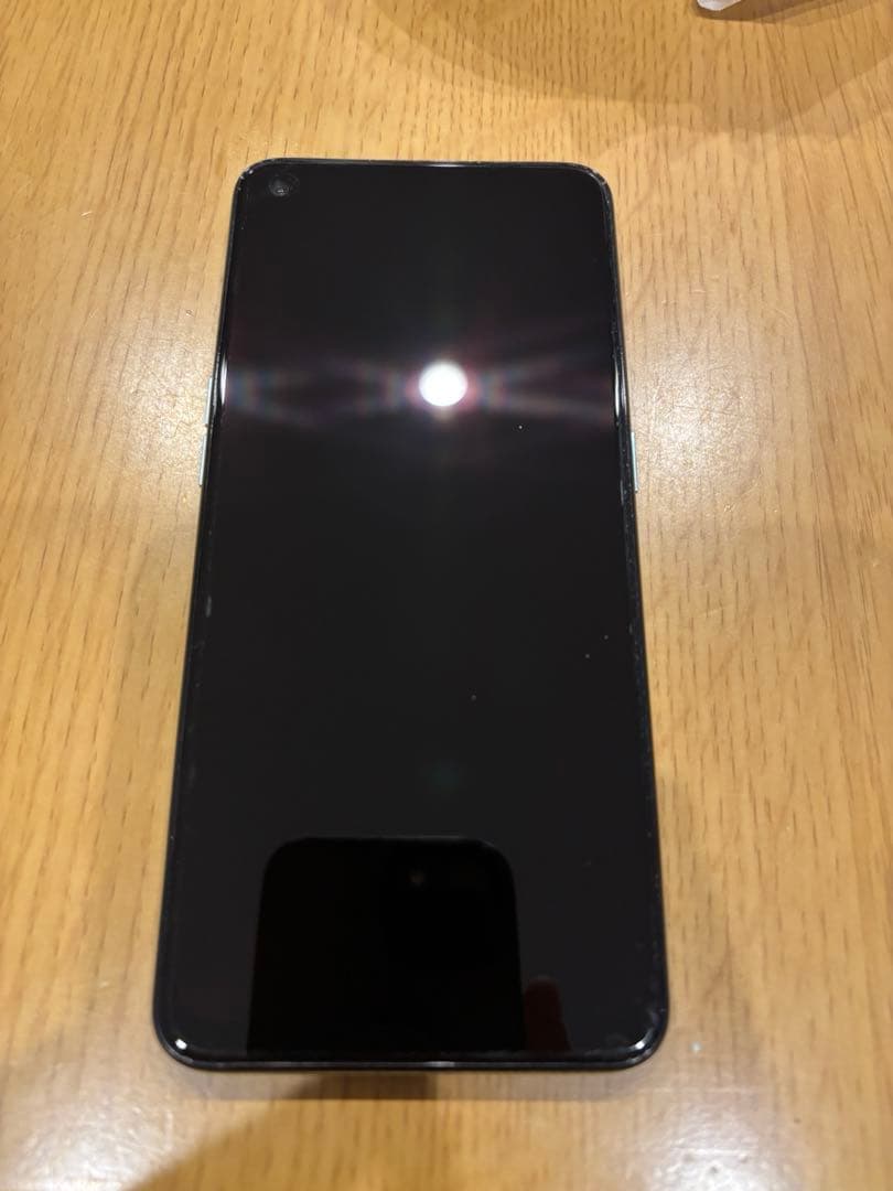 ブラック スマートフォン 本体