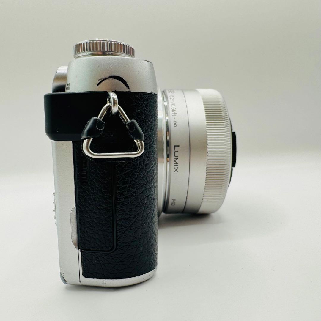 【美品】Panasonic LUMIX DMC-GF7W ミラーレス シルバー