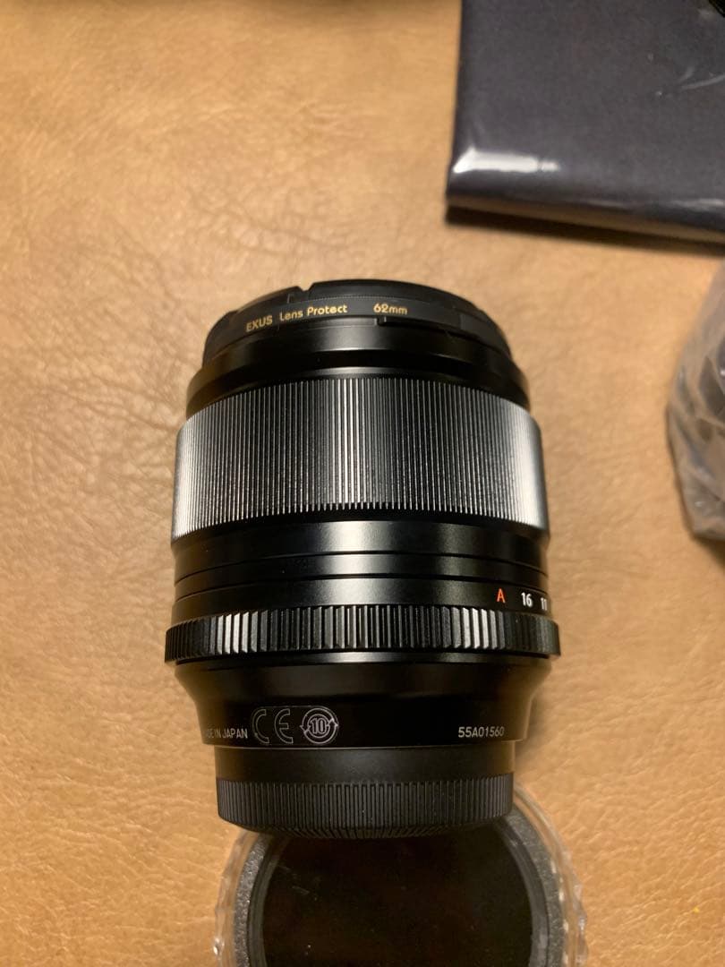 【美品】 FUJIFILM XF56mmF1.2 R APD 純正メタルフード付