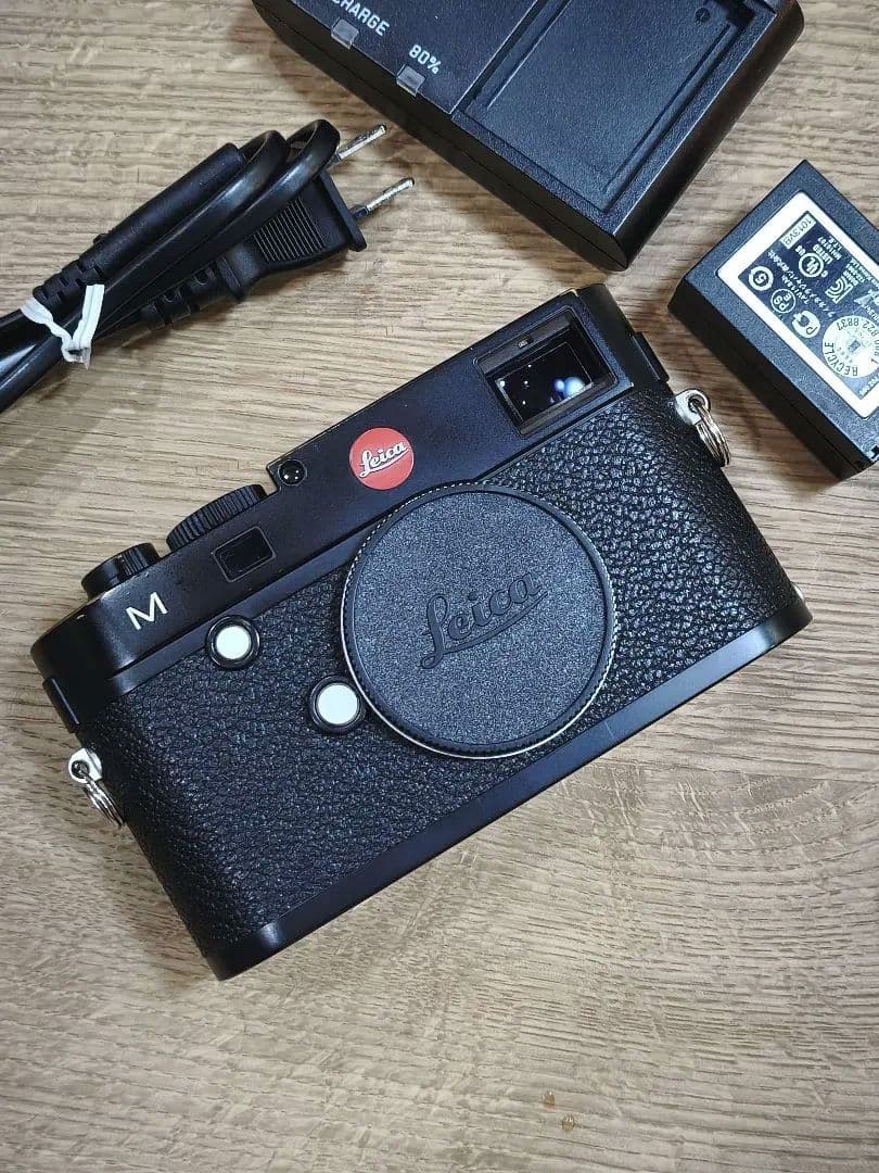 leica m typ240 ブラックペイント　サムレスト付き